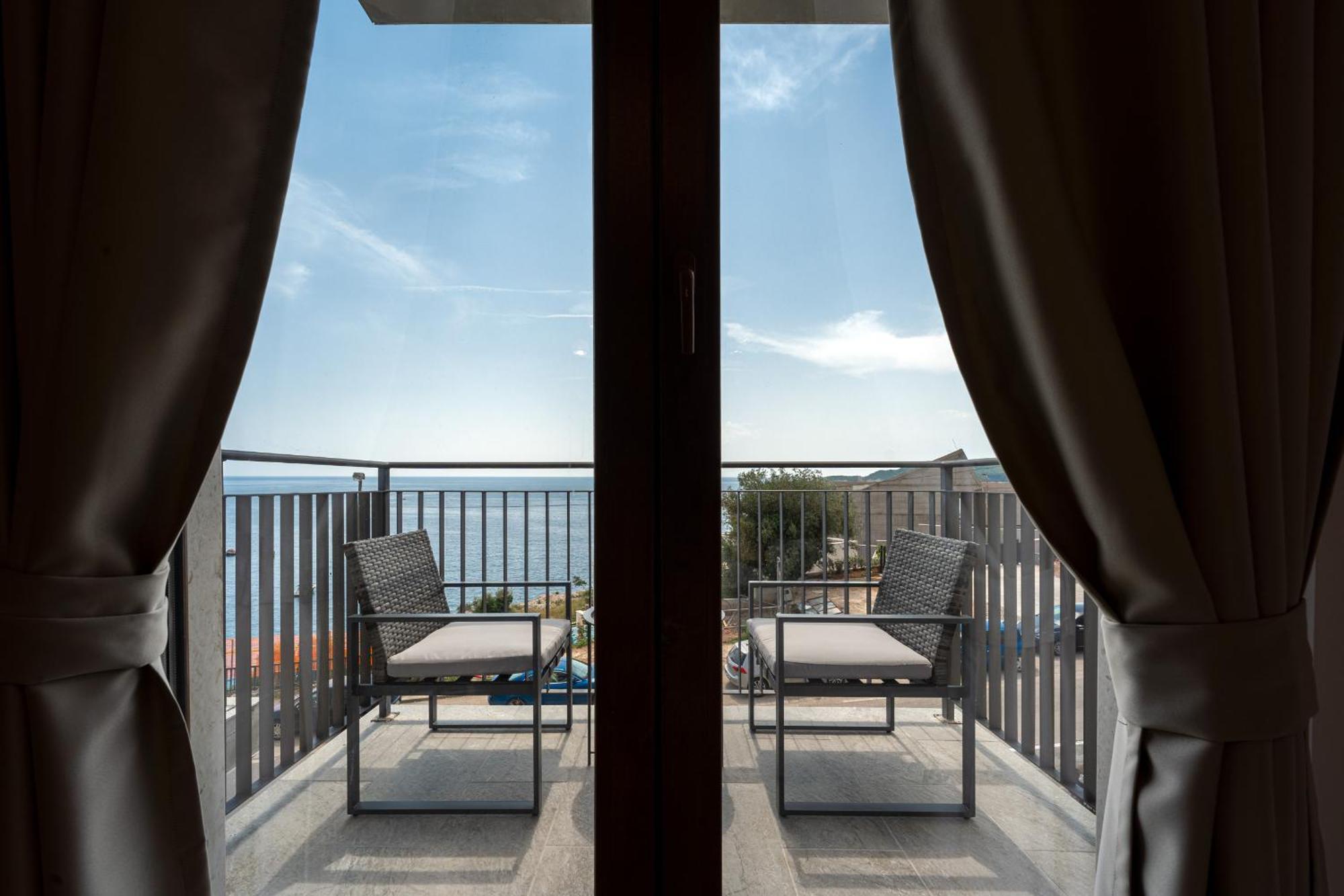 Niki Apartments Przno Sveti Stefan Εξωτερικό φωτογραφία